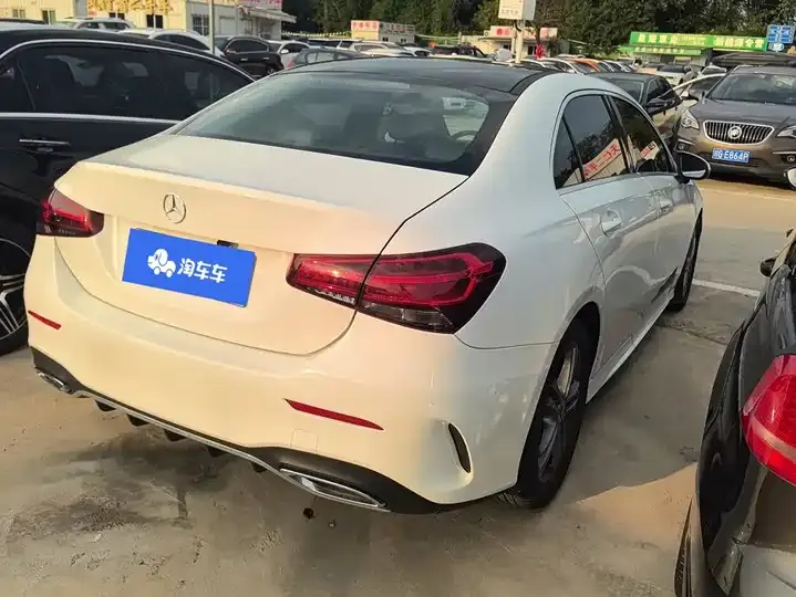 Mercedes Benz Class A 2021 A 180 L 3