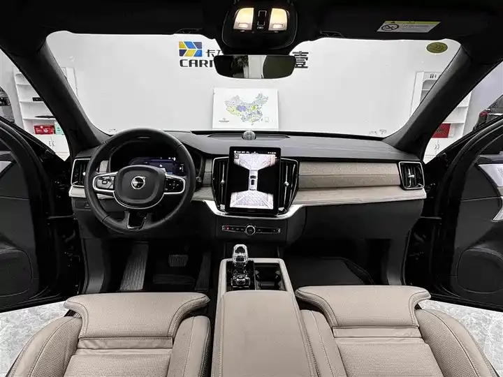 Volvo XC90 plug-in hybrid 2025 T8 Zhizun Deluxe Edition 7 seats 9