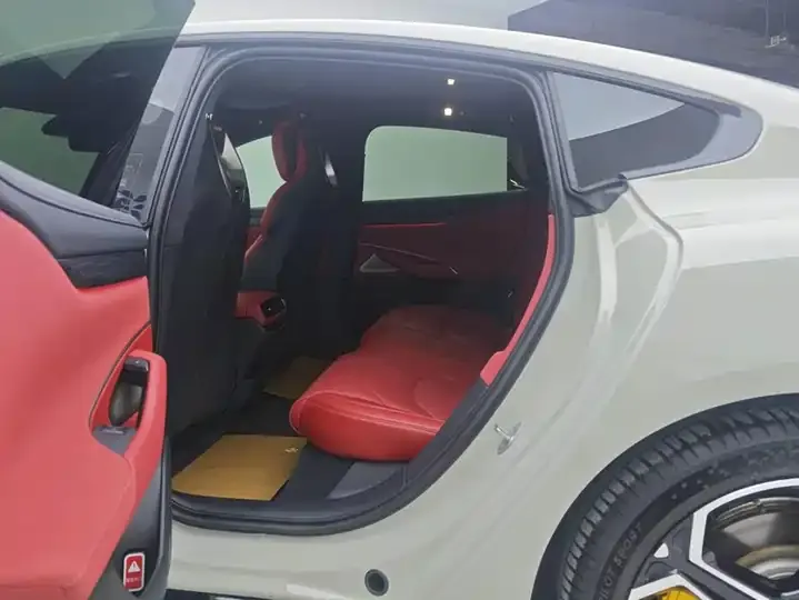 MI SU7 2024 four-wheel drive long endurance high-end smart driving Max version 11