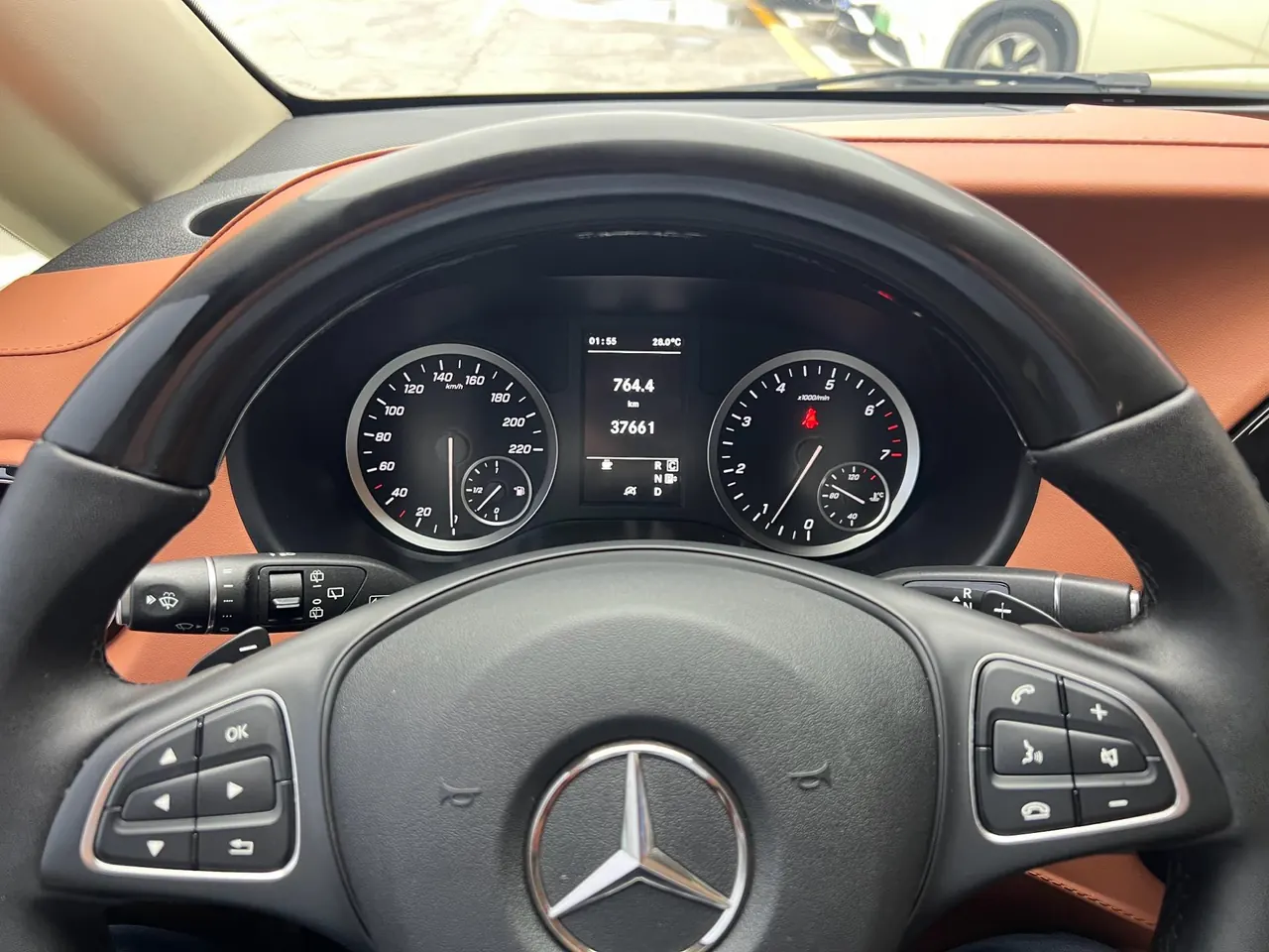 Mercedes Benz 2021 Vito 2.0T Business Edition 7-seat Automatic Gear 11