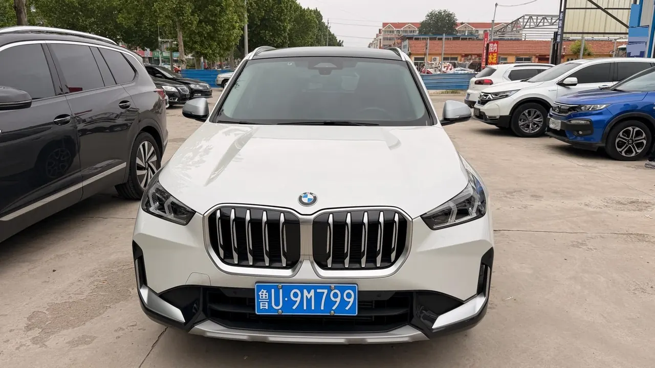 BMW 2024 X1 sDrive25Li 2.0T X design set automatic gear 2
