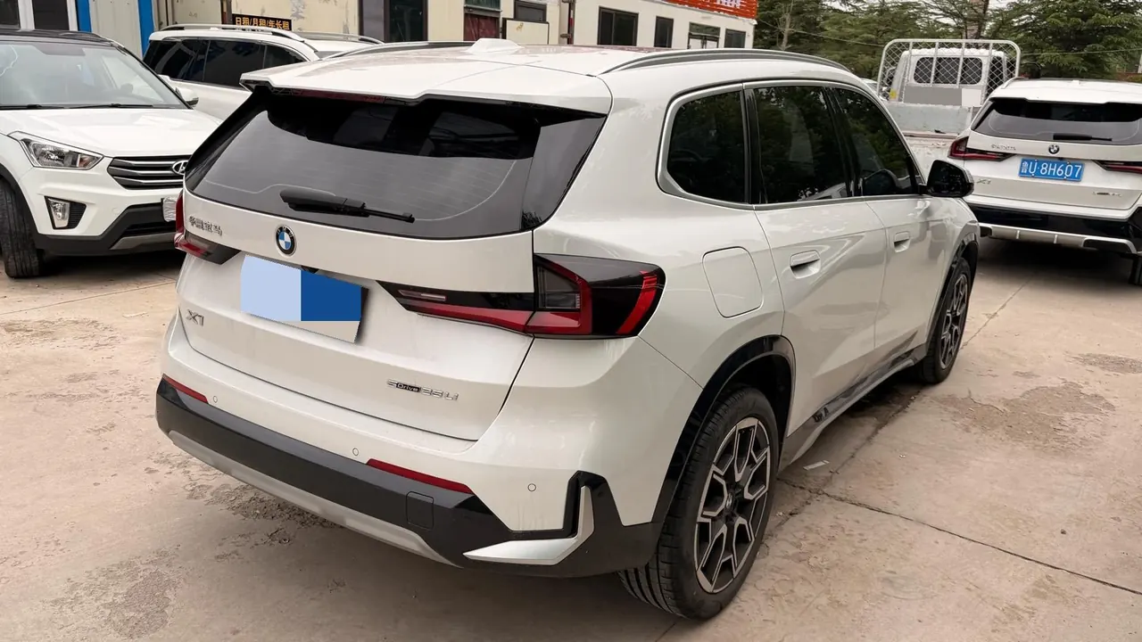 BMW 2024 X1 sDrive25Li 2.0T X design set automatic gear 5