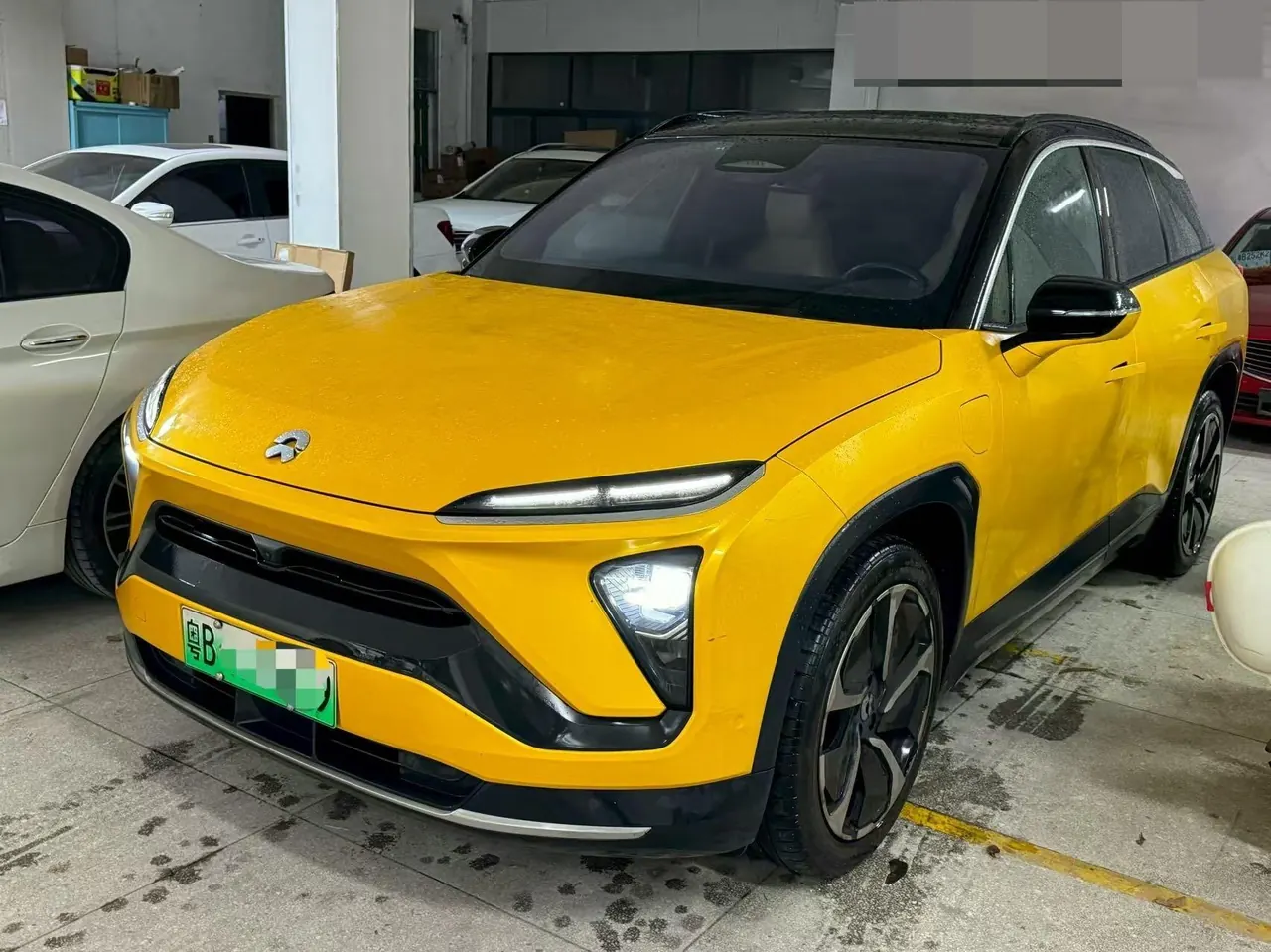 Open image lightbox: NIO 2020 ES 6 600KM Sports Edition Automatic Gear