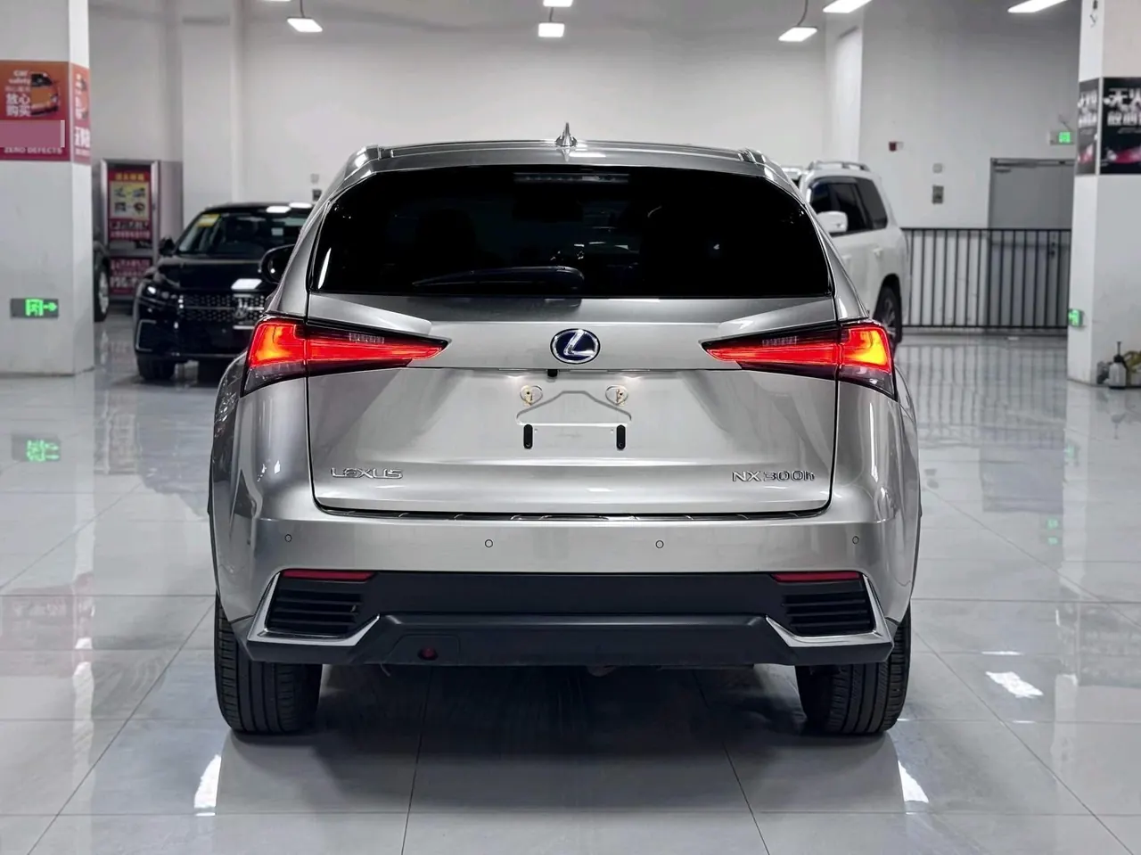 Lexus NX (Imported) 2020 NX300h 2.5 Stepless Front Edition Automatic Gear 8