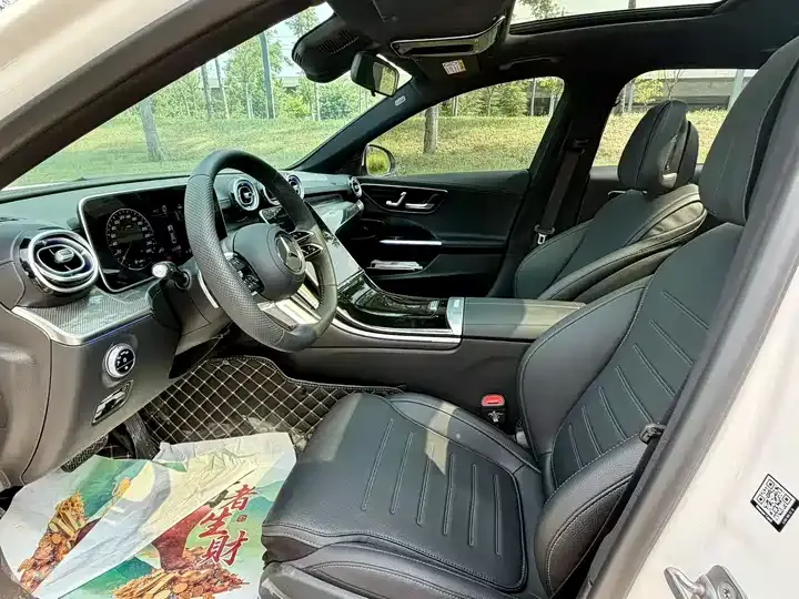 Mercedes Benz C- Class 2025 model C 260 L Sport Edition 3