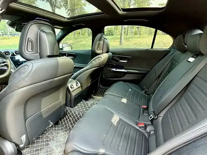 Mercedes Benz C- Class 2025 model C 260 L Sport Edition 6
