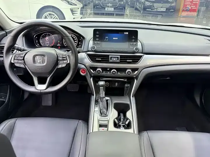 Accord 2018 260TURBO Deluxe Edition China VI 4