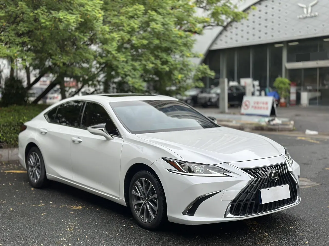 Lexus ES (Imported) 2021 ES200 2.0 Stepless Premium Edition Automatic Gear 3