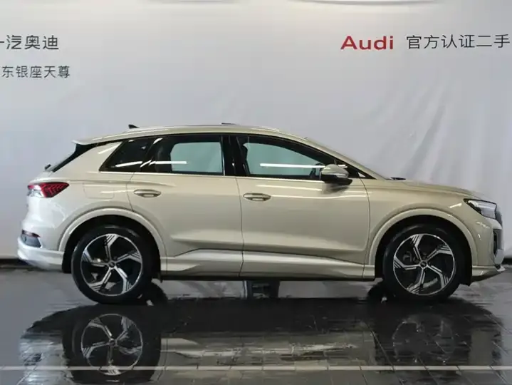 Audi Q4 e-tron 2024 40 e-tron Creation Edition 4