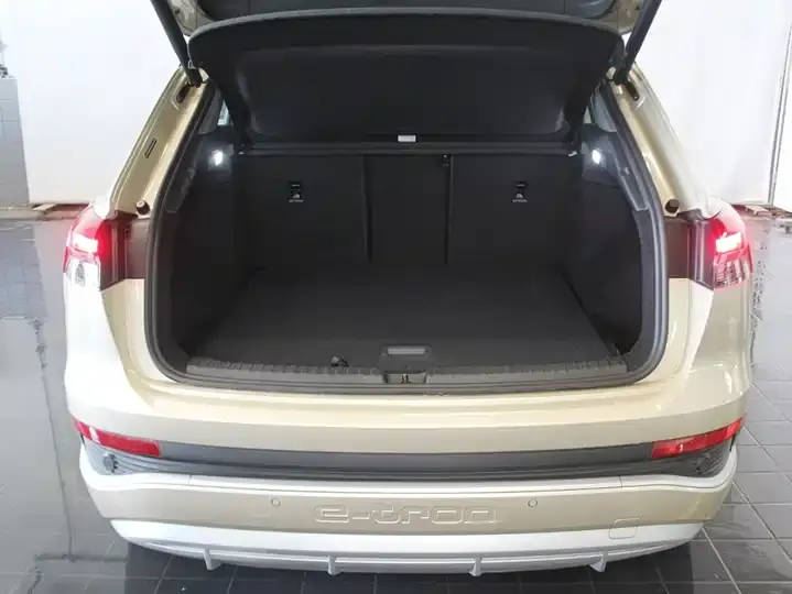 Audi Q4 e-tron 2024 40 e-tron Creation Edition 7