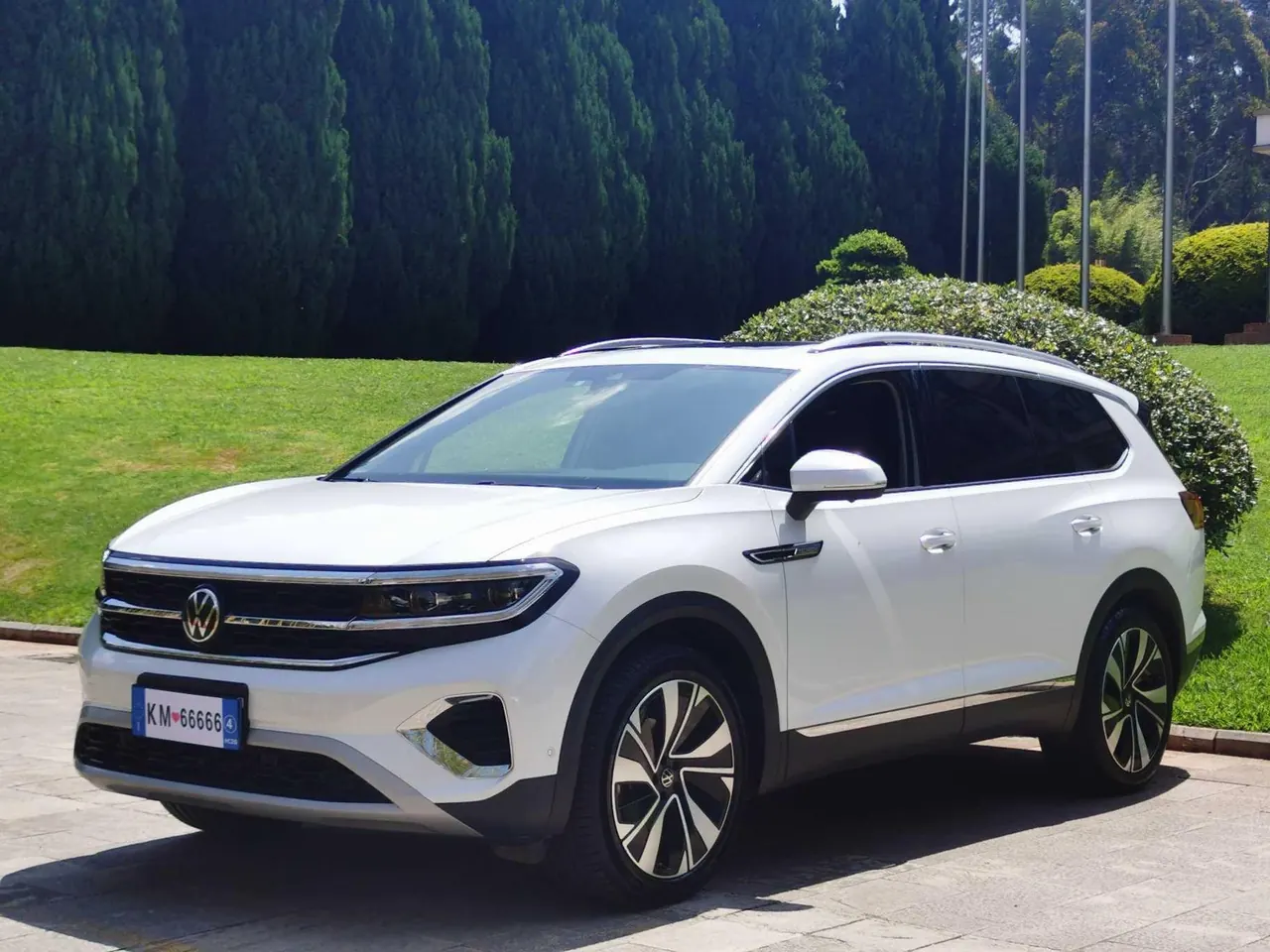 打开图片灯箱:Volkswagen 2022 2.5TSI 530TSI Four-wheel Drive Flagship Victory Pro6 Automatic Gear