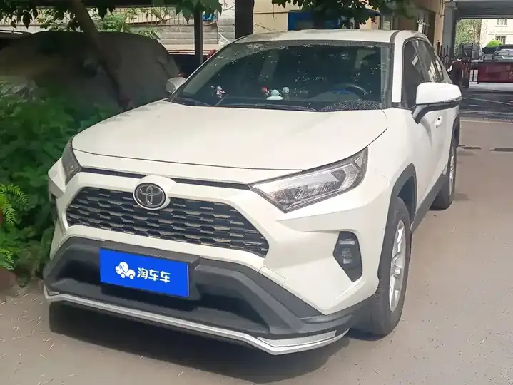 Открыть галерею: RAV4 RongFang 2023 2.0L CVT Two-Drive Urban Edition