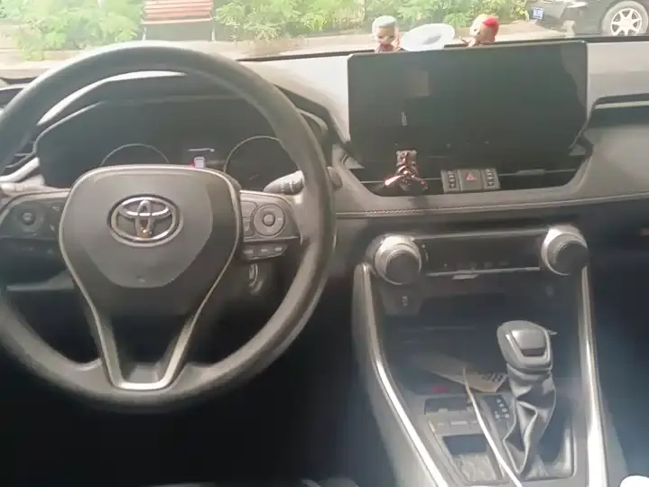 RAV4 RongFang 2023 2.0L CVT Two-Drive Urban Edition 12
