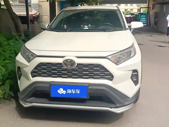 RAV4 RongFang 2023 2.0L CVT Two-Drive Urban Edition 2