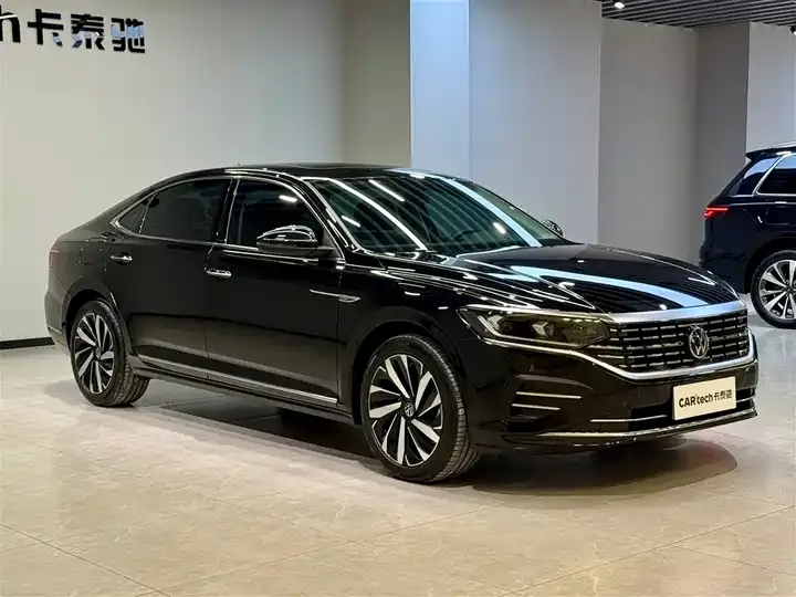Passat 2025 outstanding 380TSI Longteng Edition 2