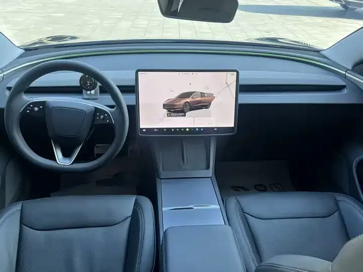 Model 3 2023 rear-wheel drive version 11