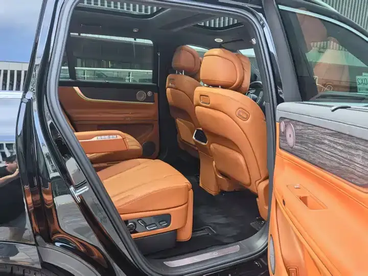 AITO M9 2024 extended range Max version 52kWh 6-seat version 10