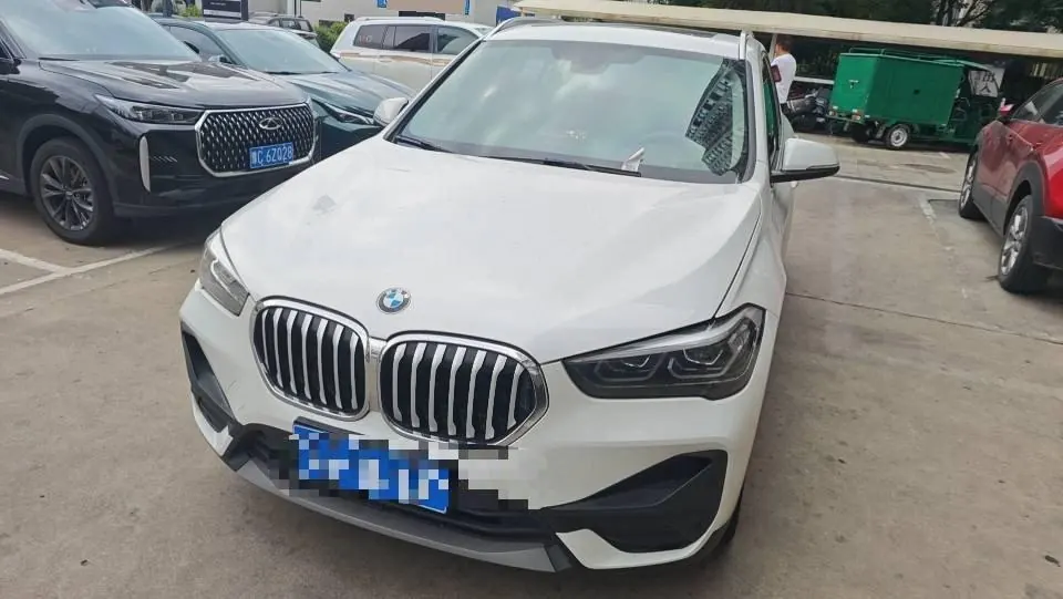 BMW 2021 X1 sDrive25Li 2.0T Leading Automatic Gear - View 1