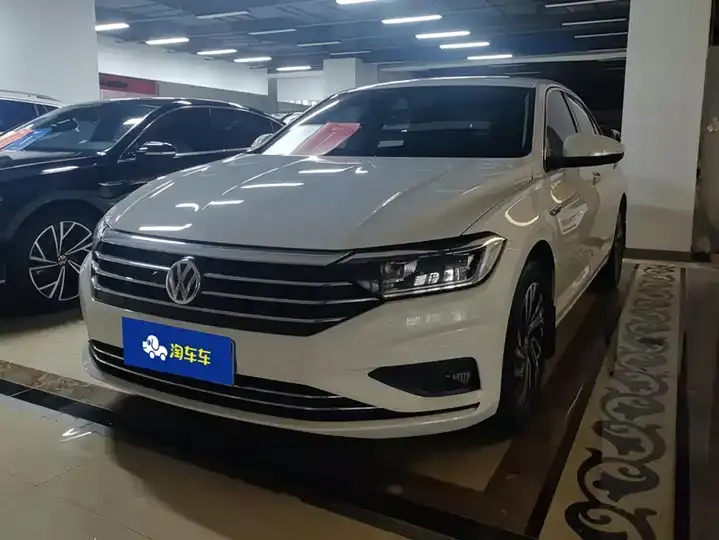 Sagittarius 2022 200TSI DSG Flying Edition - View 1