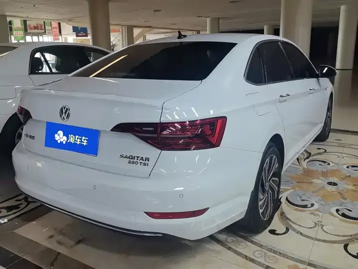 Sagittarius 2022 200TSI DSG Flying Edition 3
