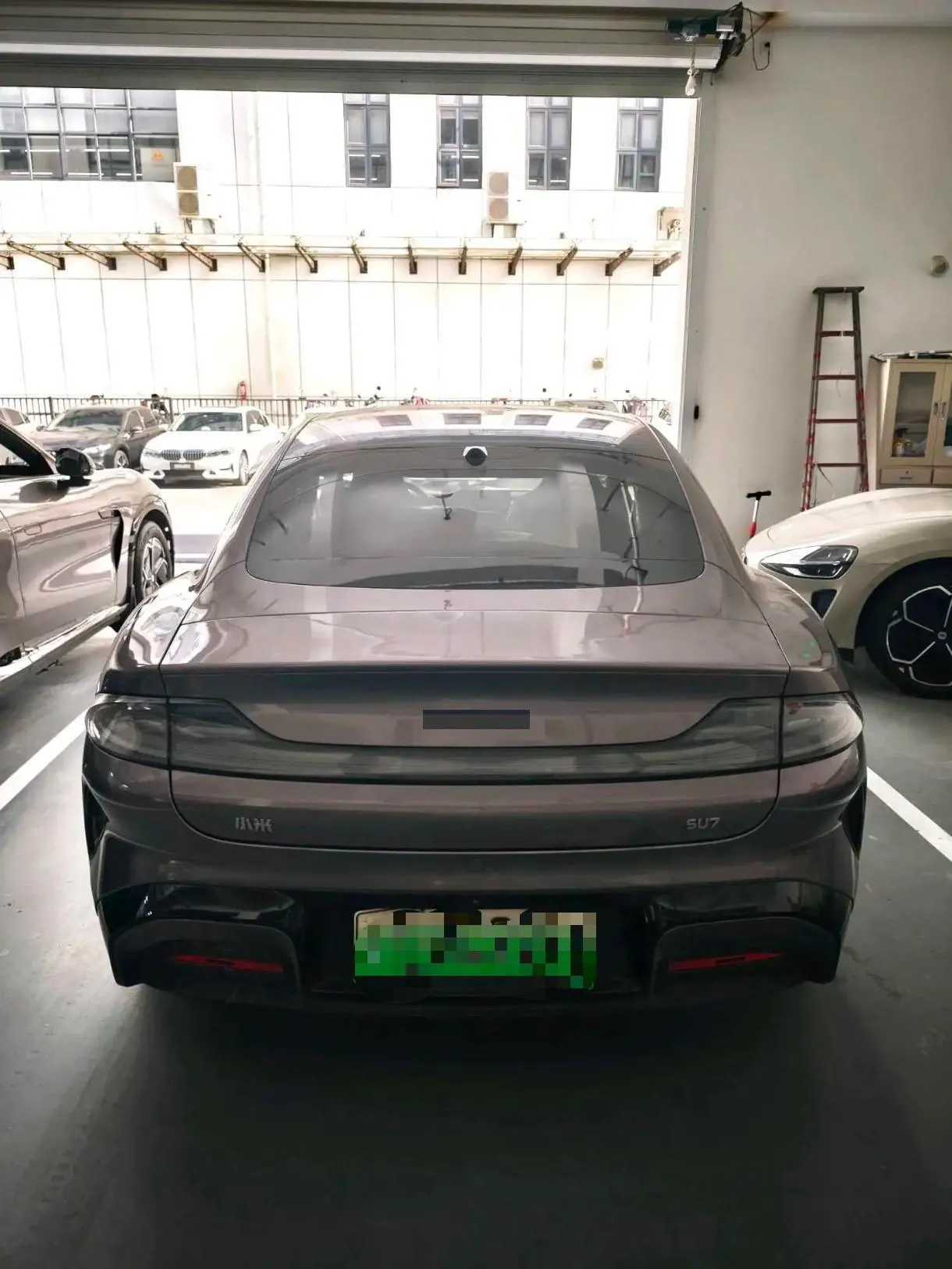 MI 2024 SU 7 830km Rear Drive Ultra Long Endurance High-end Smart Drive Pro Edition Automatic Gear 5