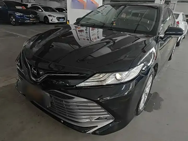Camry 2019 2.0G Deluxe Edition 2