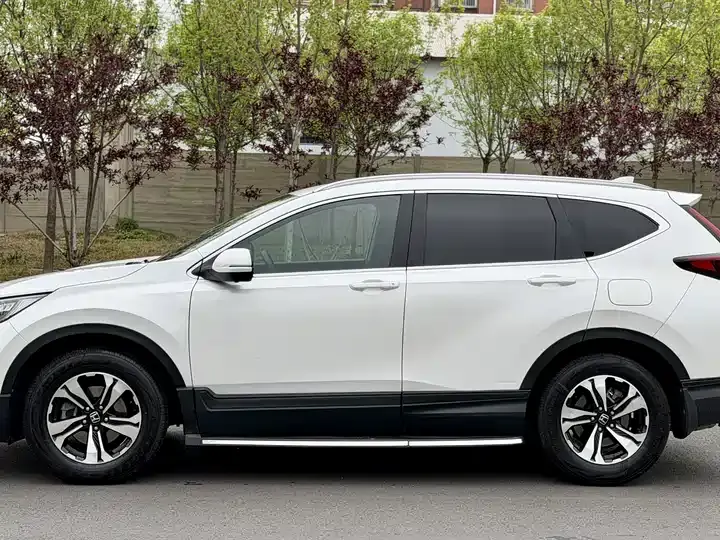 Honda CR-V 2021 240TURBO CVT Two-Drive Urban Edition 4