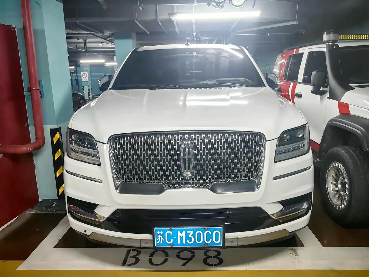 Lincoln Navigator (Imported) 2020 Navigator 3.5T Presidential Series Automatic Gear 2