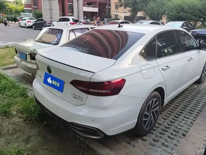 Lavida 2024 300TSI DSG Starry Sky Flagship Edition 3