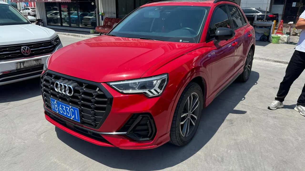Audi 2021 Q3 1.4TFSI 35TFSI Fashion Elegant Automatic Gear - View 1