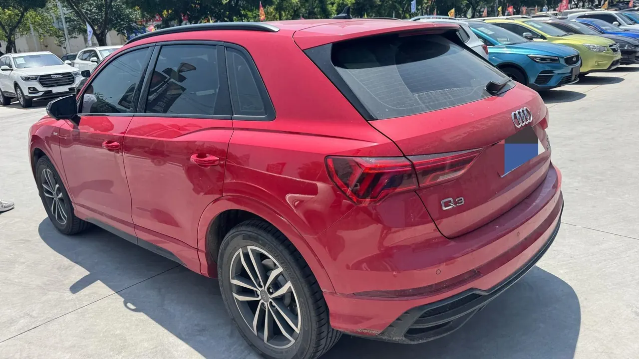 Audi 2021 Q3 1.4TFSI 35TFSI Fashion Elegant Automatic Gear 4