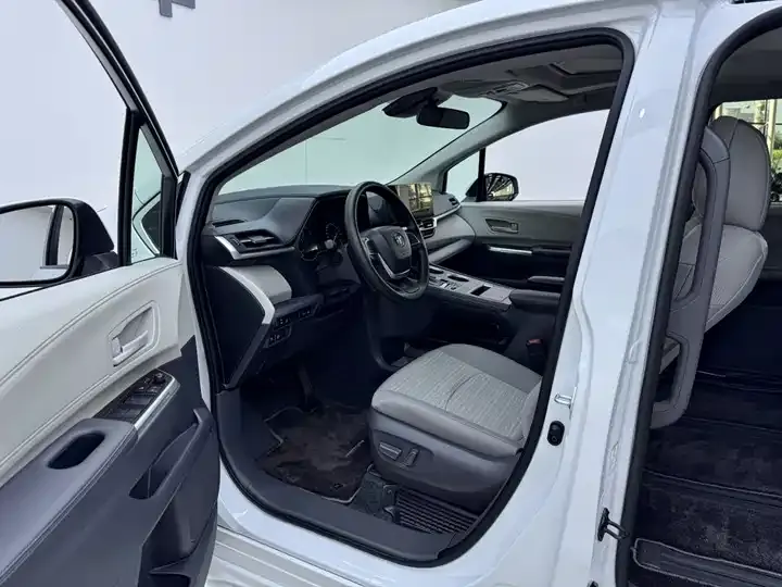 Sana SIENNA 2024 2.5L Hybrid Comfort Edition 10