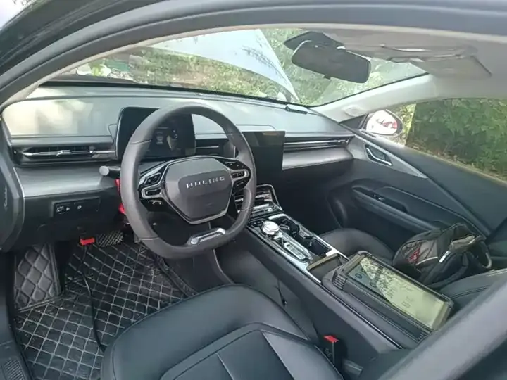 WuLing Starlight 2023 70 Standard Edition 10