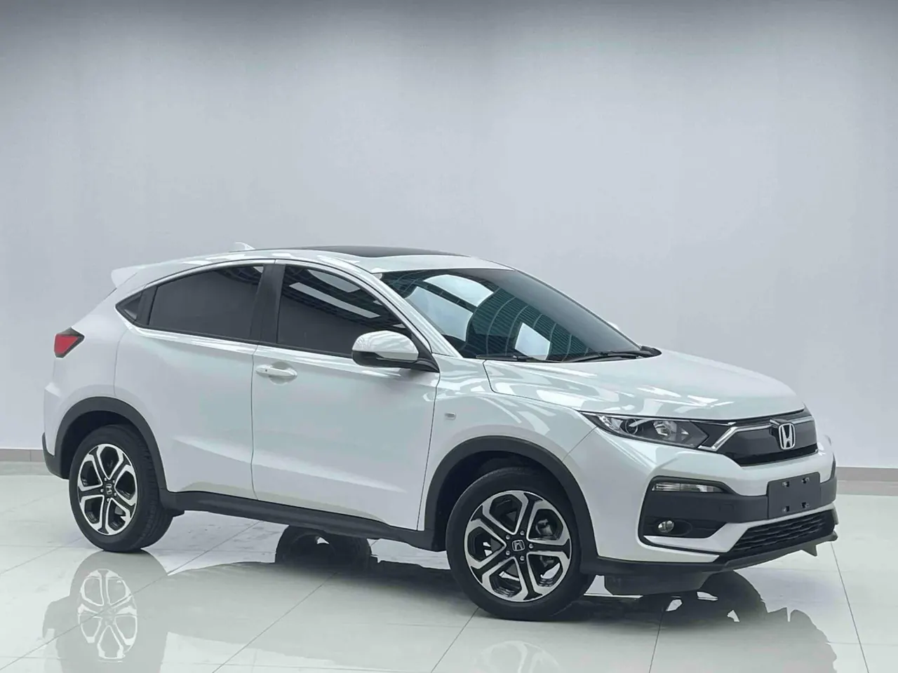 Honda 2021 XR-V 1.5 Stepless Comfort Edition Automatic Gear 2