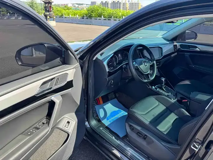 Tangyue 2022 280TSI Front-Wheel-Drive Luxury Smart Connectivity Edition 7