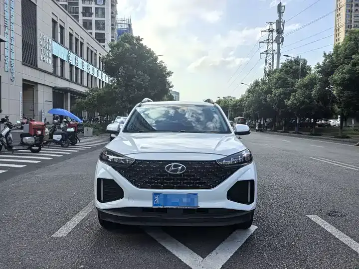 Beijing Hyundai ix35 2021 2.0L Automatic Two-Drive GLS Leading Edition 2