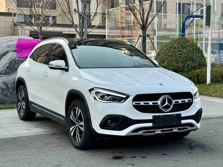 Mercedes Benz GLA 2020 GLA 200 3