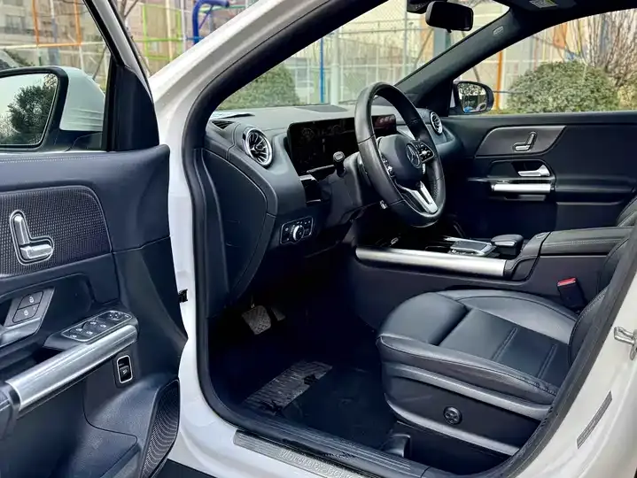 Mercedes Benz GLA 2020 GLA 200 5