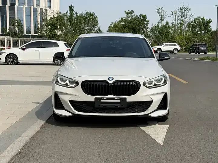 BMW 1 Series 2021 120i M Sports Obsidian Night Edition 2