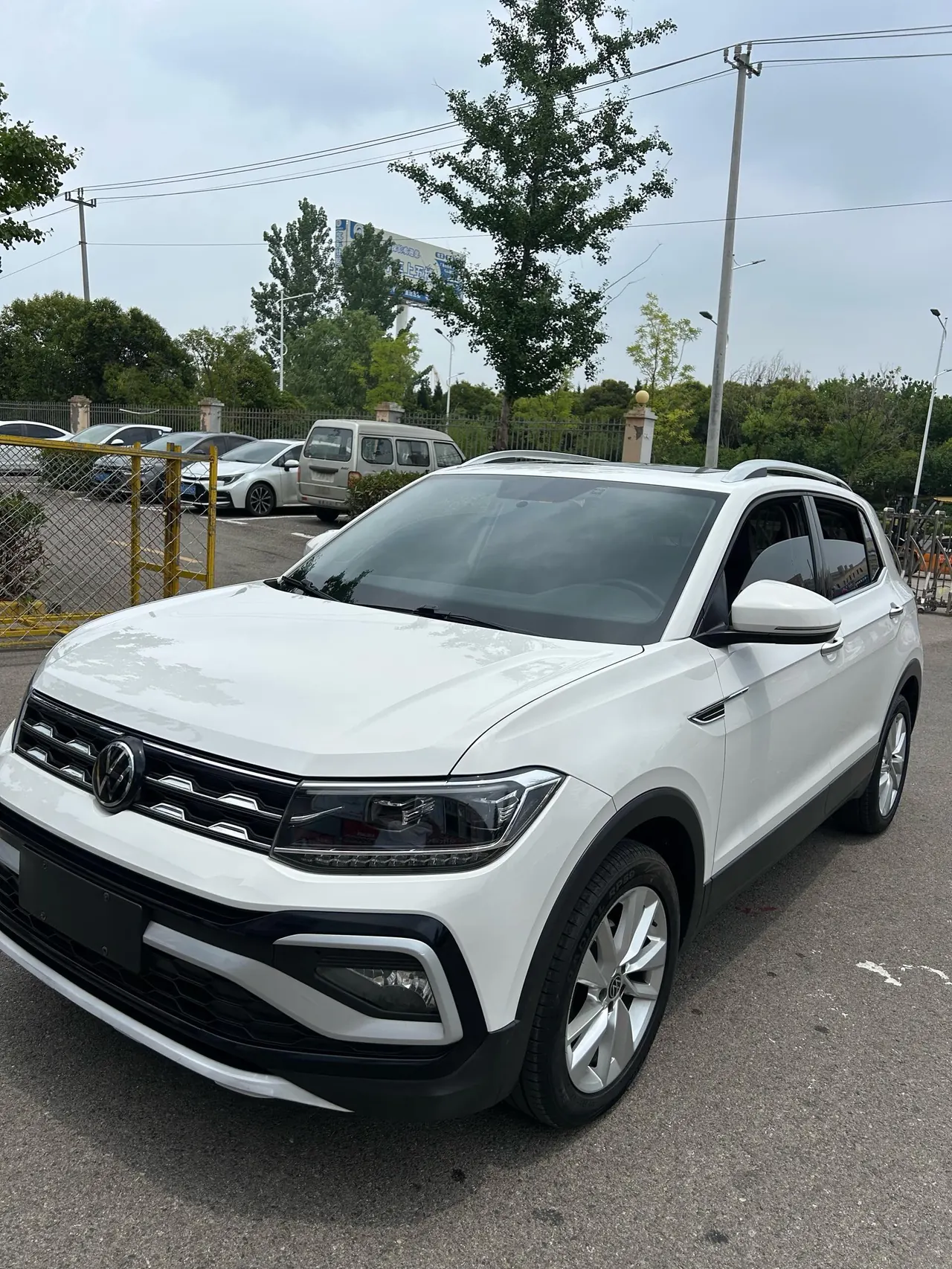 Open image lightbox: Volkswagen 2021 T-Cross (Tujia) 1.4TSI 280TSI Comfort Edition Automatic Gear