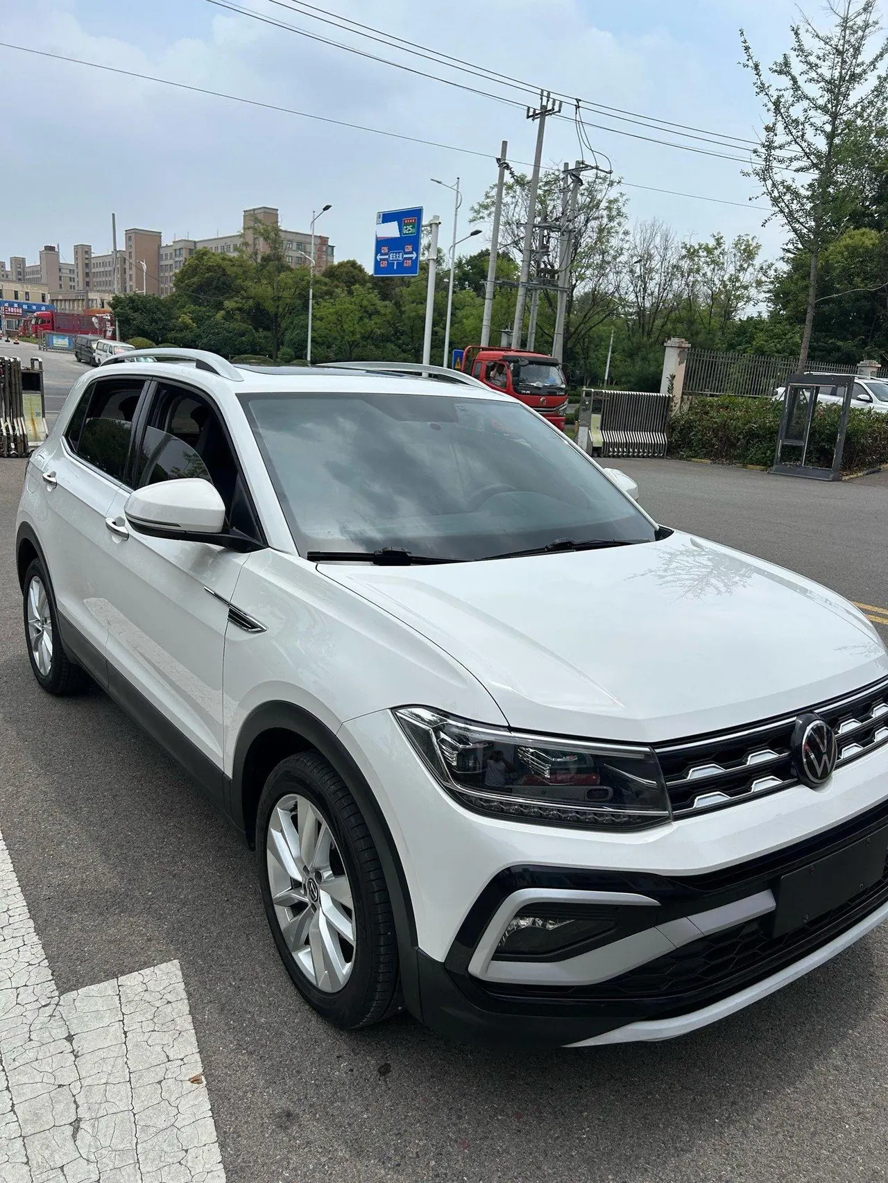 Volkswagen 2021 T-Cross (Tujia) 1.4TSI 280TSI Comfort Edition Automatic Gear 3