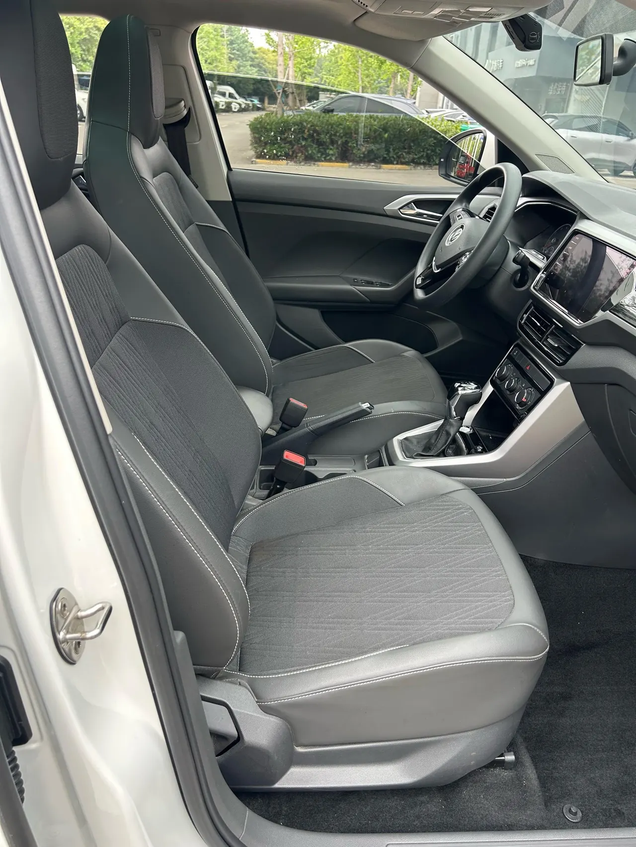 Volkswagen 2021 T-Cross (Tujia) 1.4TSI 280TSI Comfort Edition Automatic Gear 9