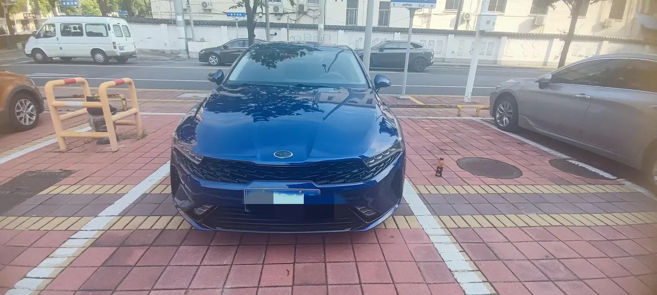 Kia 2020 K5 Keku 1.5T 270T CVVD Fashion Edition Automatic Gear 2