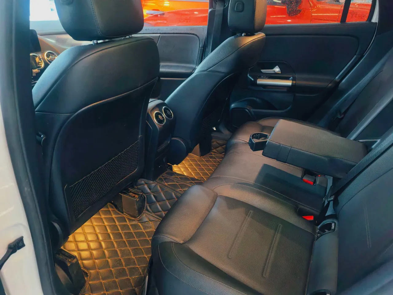 Mercedes Benz 2020 GLA 200 1.3T automatic gear 3