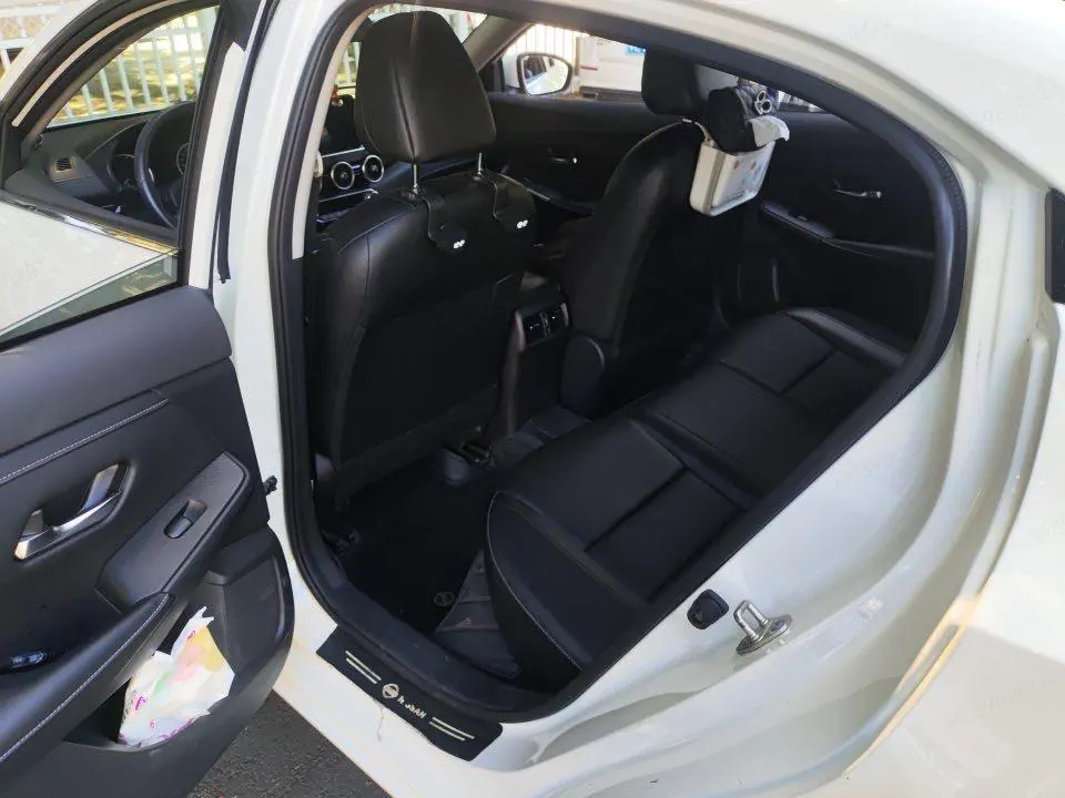 Nissan 2021 Sylphy 1.6 Stepless XL Pleasant Edition Automatic Gear 5
