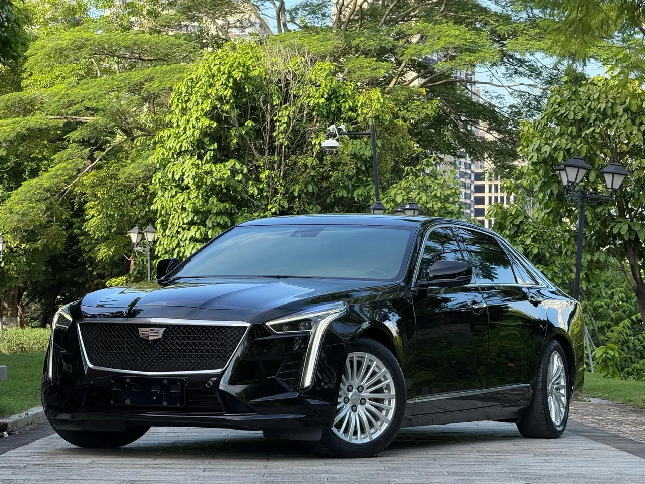 Open image lightbox: Cadillac 2021 CT6 2.0T 28T luxury automatic gear