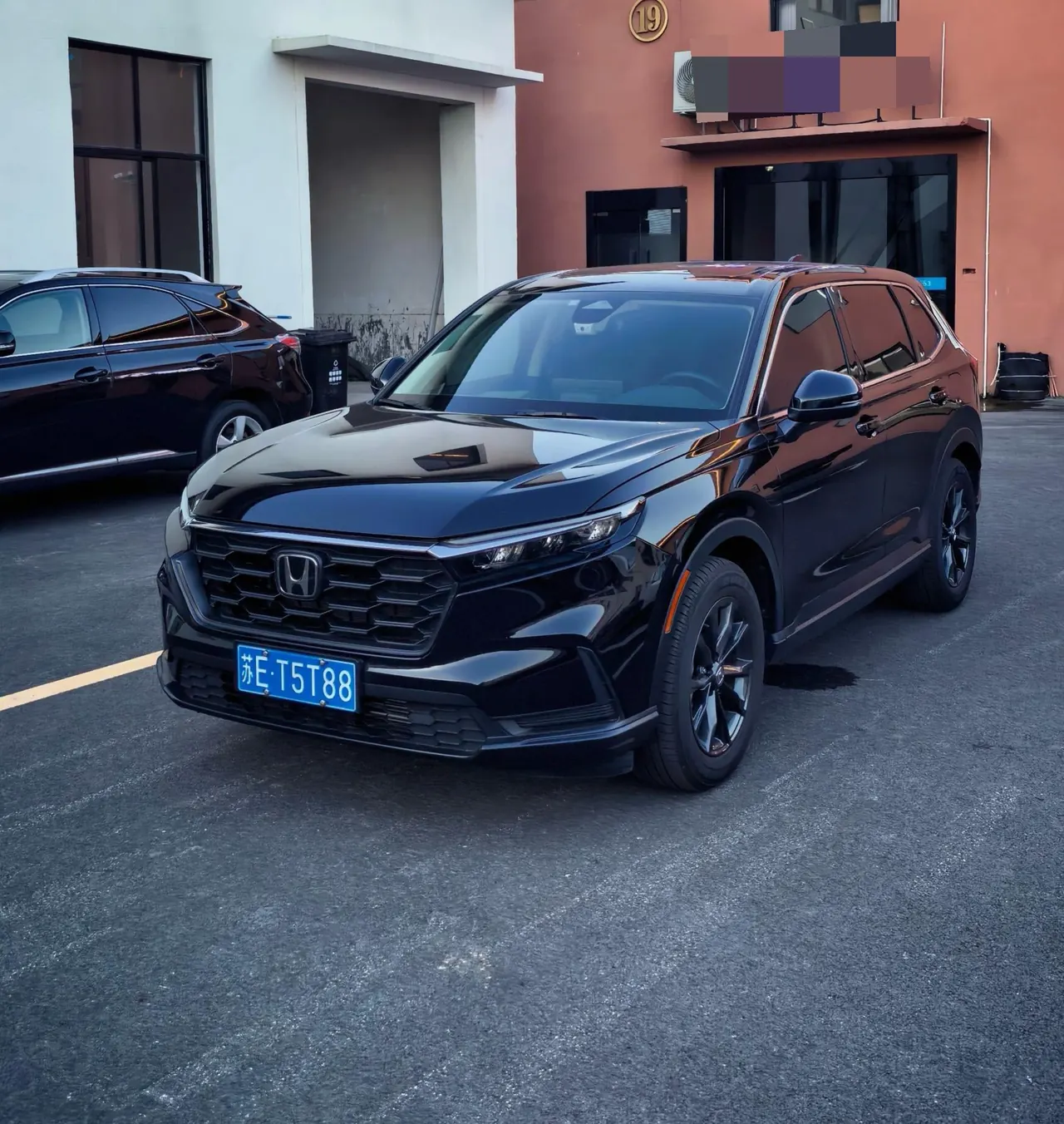 Open image lightbox: Honda 2026 CR-V 1.5T Stepless 240TURBO Global 30 Years Glory Two-Drive Front is still 5-seat Automatic Gear