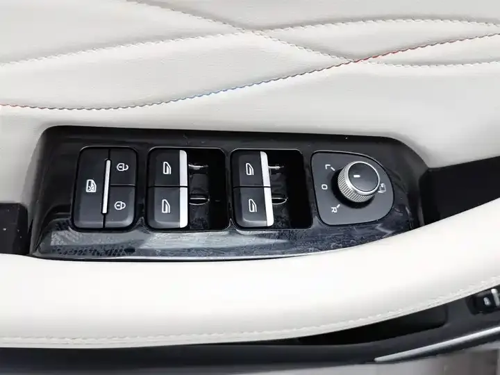 XingyueL (Monjaro) 2021 model, 2.0TD DCT EVO, two-wheel-drive, Intelligent Premium Edition 9