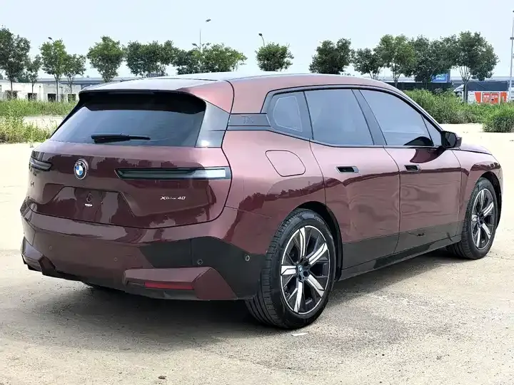 BMW iX 2022 xDrive40 4