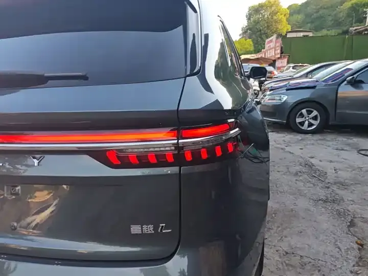 XingyueL (Monjaro) 2021 model, 2.0TD DCT EVO, two-wheel-drive, Intelligent Premium Edition 8